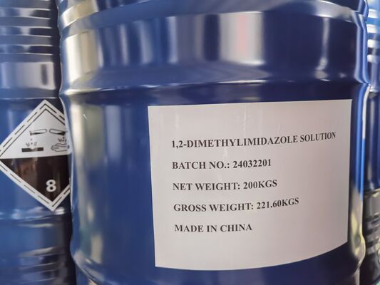 1محلول 2-ديميثيل ليميدازول 70%